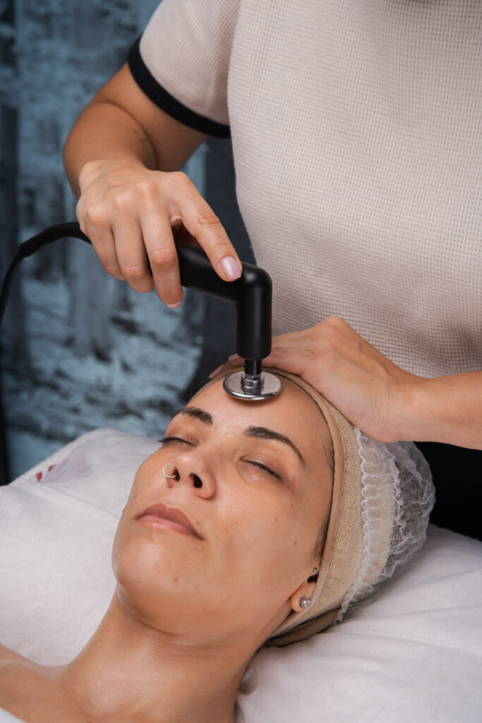 Indiba facial carolina de la rosa web 6 Indiba facial carolina de la rosa web 6